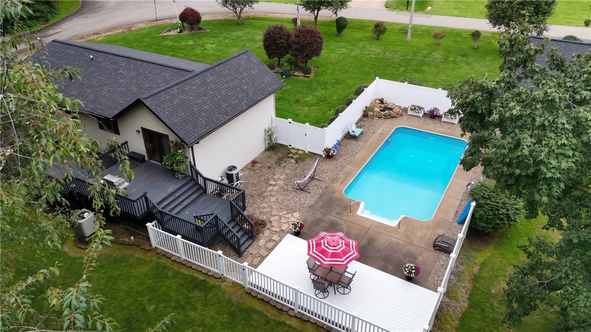 725 Niagara Trl