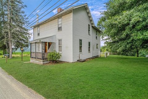 Photo of 776 Route 31, Ruffsdale, PA 15679 (MLS # 1746619)