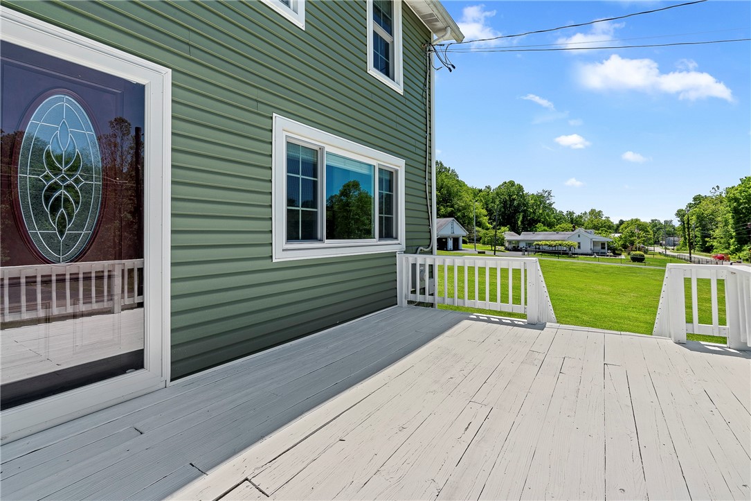242 Hopwood Coolspring Road