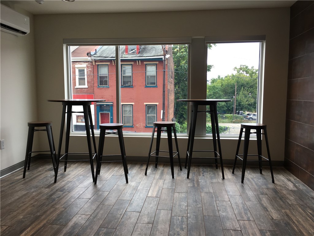 Downtown Pgh, Pennsylvania 15219, United States, 1 Bedroom Bedrooms, ,1 BathroomBathrooms,Residential,Active,234999