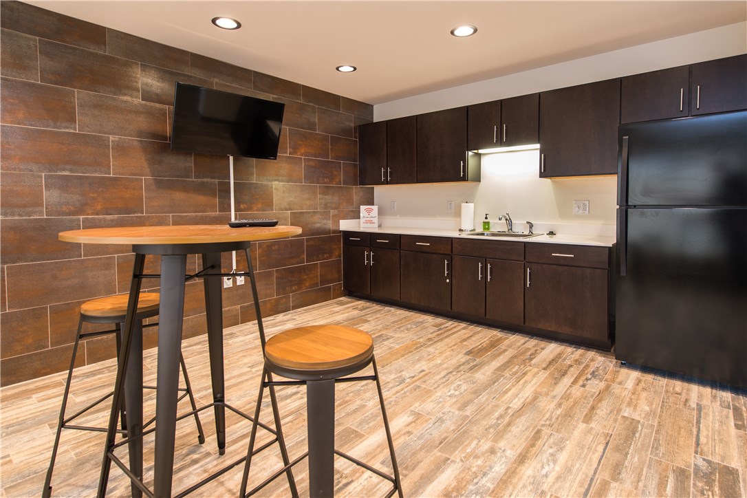 Downtown Pgh, Pennsylvania 15219, United States, 1 Bedroom Bedrooms, ,1 BathroomBathrooms,Residential,Active,234999