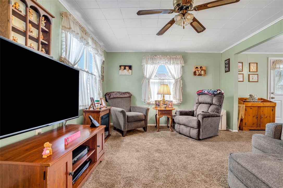 524 Constitution Circle Cir, Clairton, Pennsylvania image 8