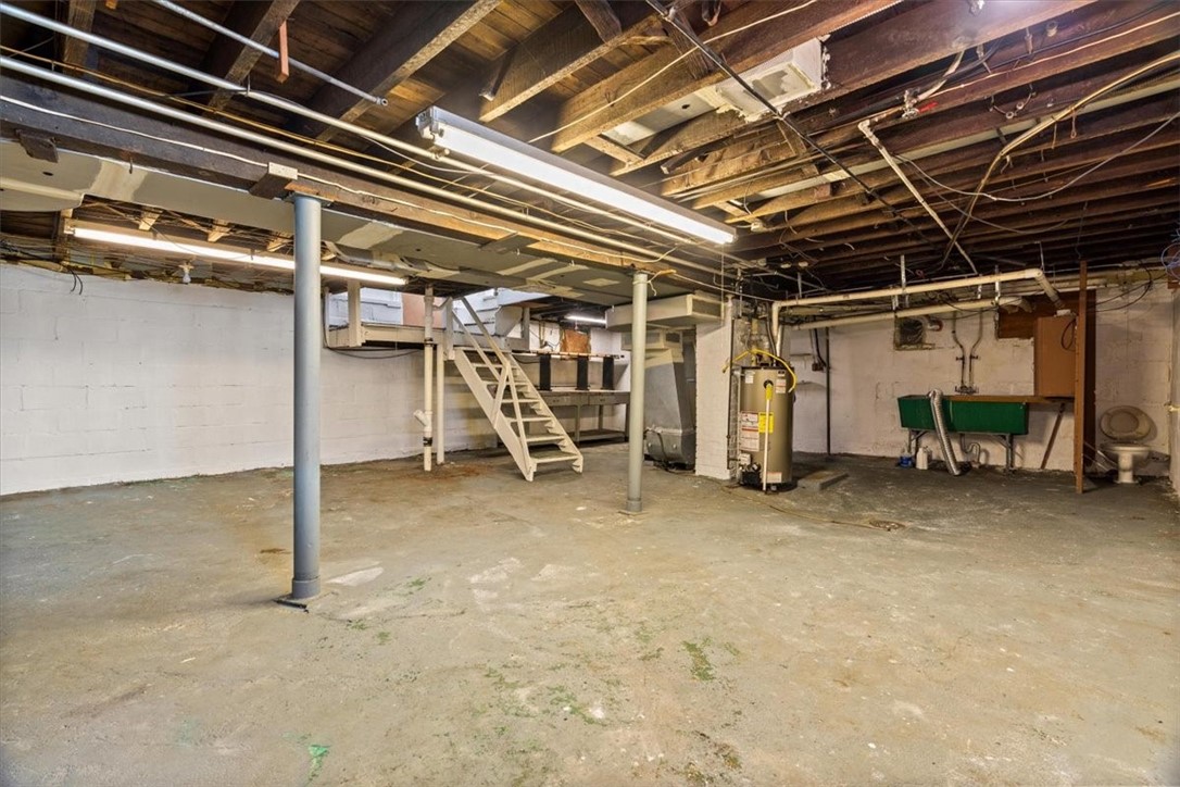 261 Mccargo St St, New Kensington, Pennsylvania image 33
