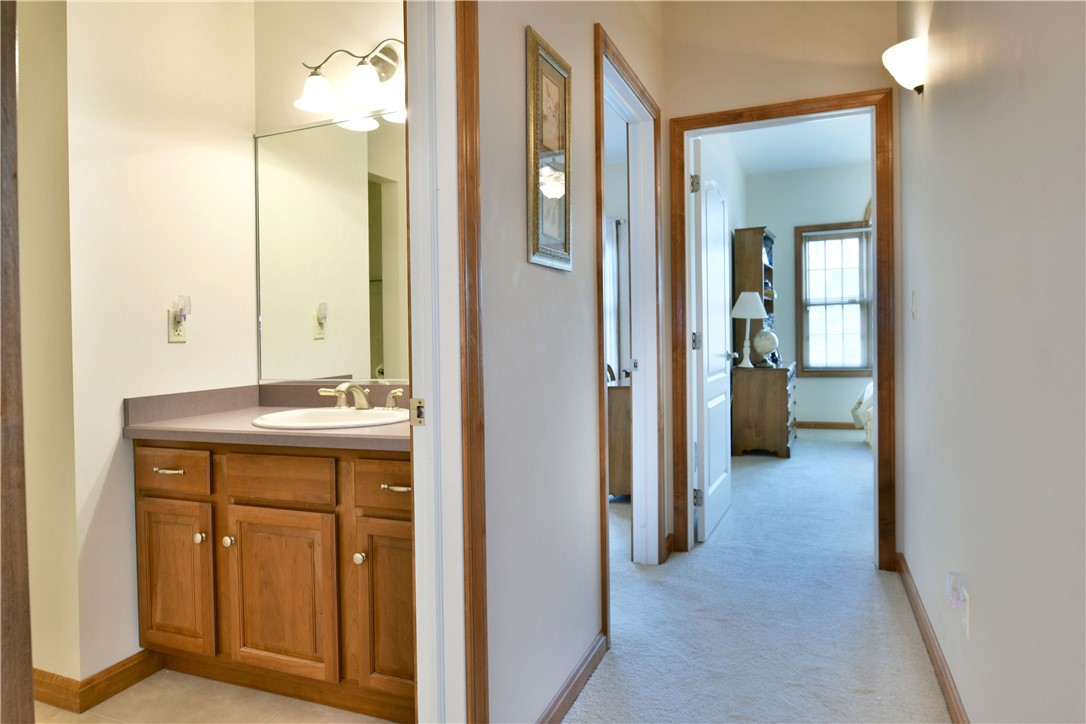 3461 Silver Ridge Ct Ct, Hermitage, Pennsylvania image 31