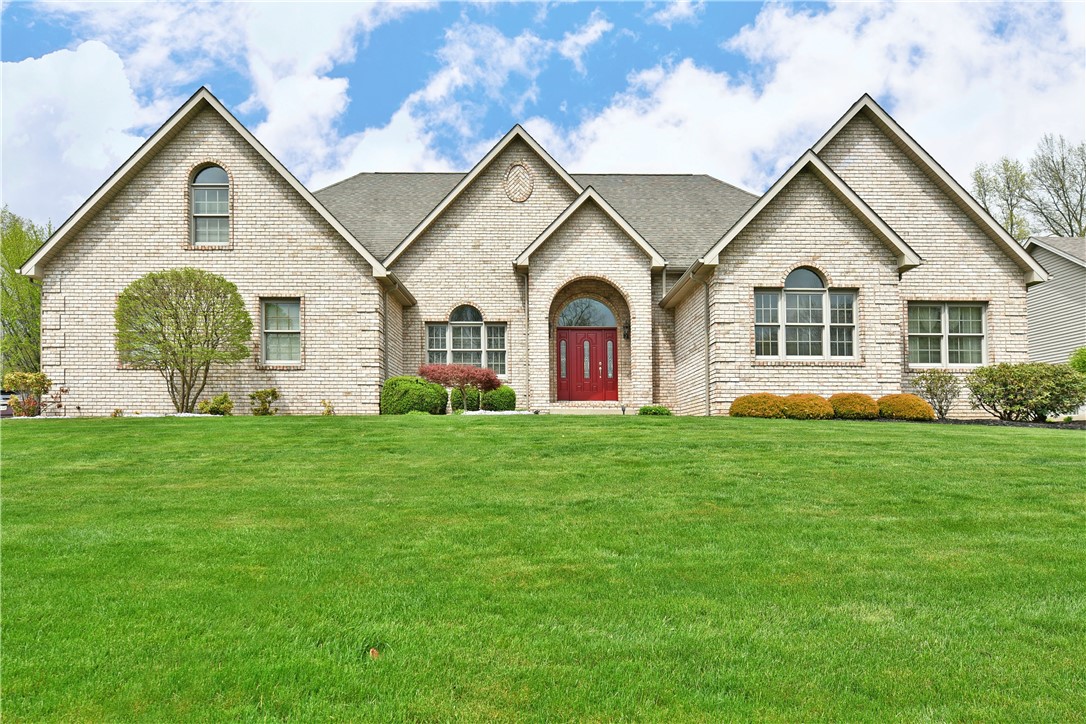3461 Silver Ridge Ct Ct, Hermitage, Pennsylvania image 1