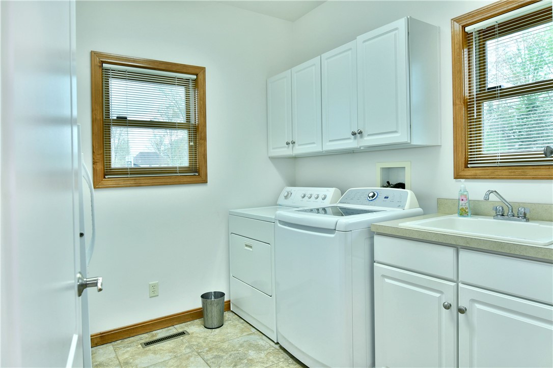 3461 Silver Ridge Ct Ct, Hermitage, Pennsylvania image 23