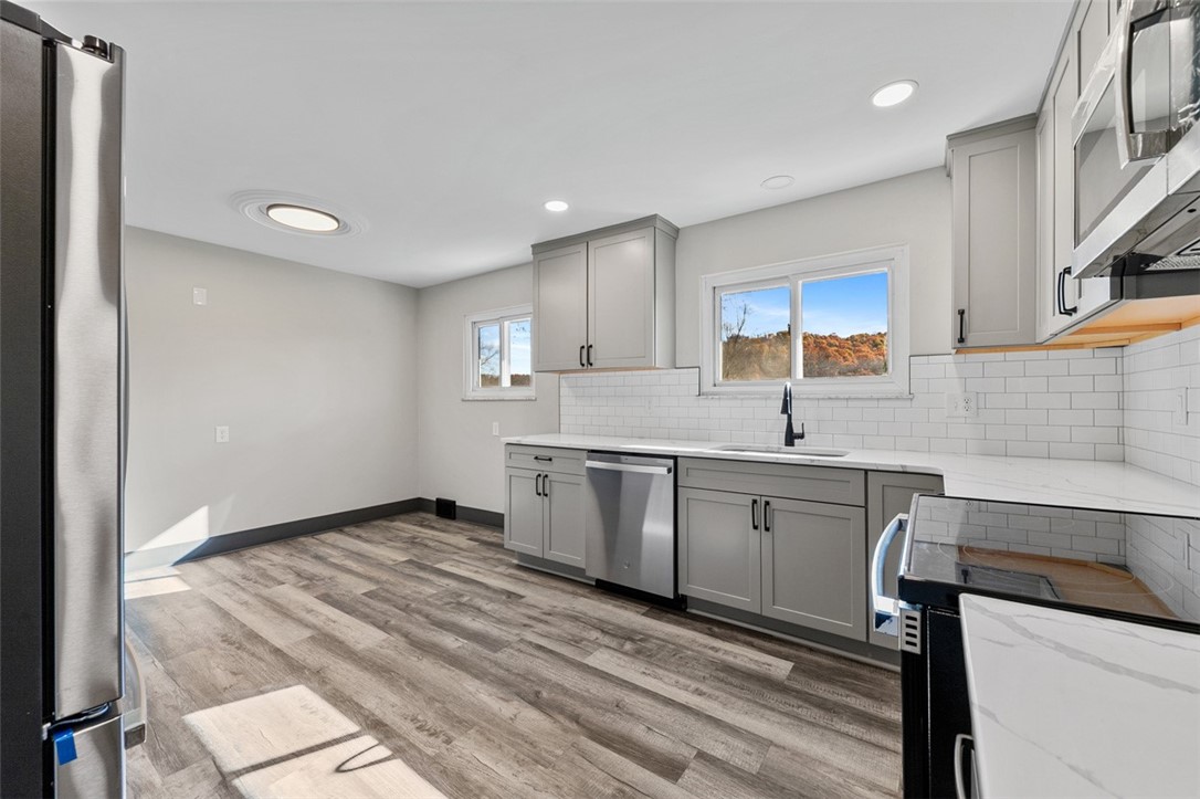 Murrysville, Pennsylvania 15632, United States, 3 Bedrooms Bedrooms, ,2 BathroomsBathrooms,Residential,Active,240781