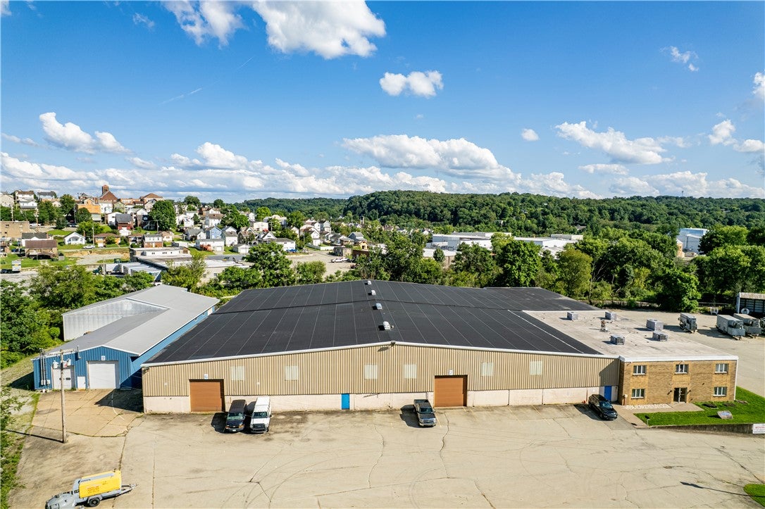 1335 S Main St