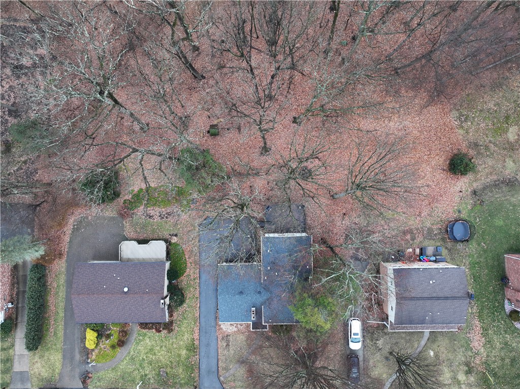 Ross Twp, Pennsylvania 15229, United States, 4 Bedrooms Bedrooms, ,3 BathroomsBathrooms,Residential,Active,80712