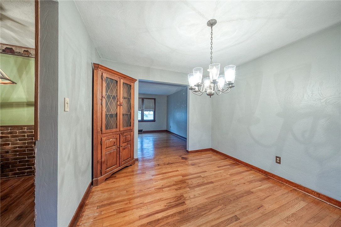 Ross Twp, Pennsylvania 15229, United States, 4 Bedrooms Bedrooms, ,3 BathroomsBathrooms,Residential,Active,80712