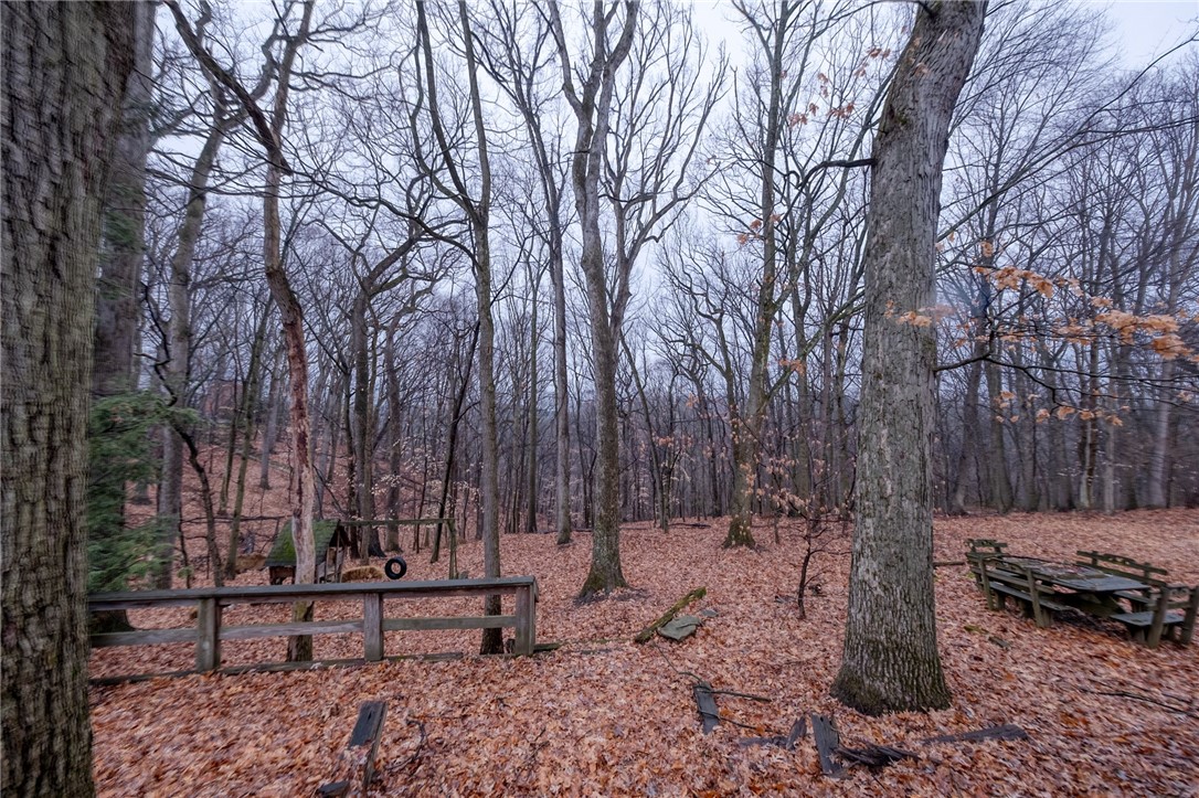 Ross Twp, Pennsylvania 15229, United States, 4 Bedrooms Bedrooms, ,3 BathroomsBathrooms,Residential,Active,80712