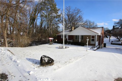 Photo of 172 Maryal Dr, Pittsburgh, PA 15236 (MLS # 1737679)