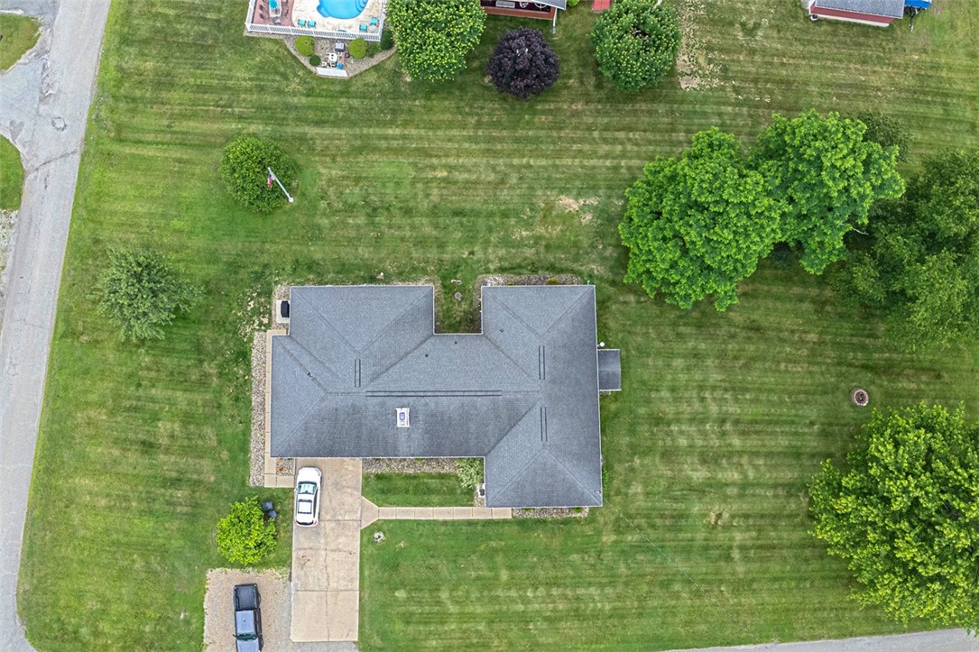 Dunbar, Pennsylvania 15431, United States, 4 Bedrooms Bedrooms, ,2 BathroomsBathrooms,Residential,Contingent,153508