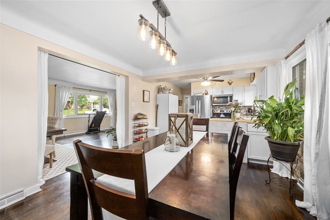 Dunbar, Pennsylvania 15431, United States, 4 Bedrooms Bedrooms, ,2 BathroomsBathrooms,Residential,Contingent,153508