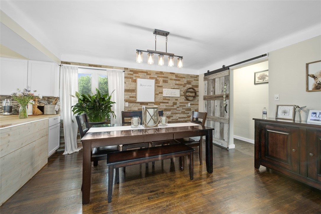 Dunbar, Pennsylvania 15431, United States, 4 Bedrooms Bedrooms, ,2 BathroomsBathrooms,Residential,Contingent,153508