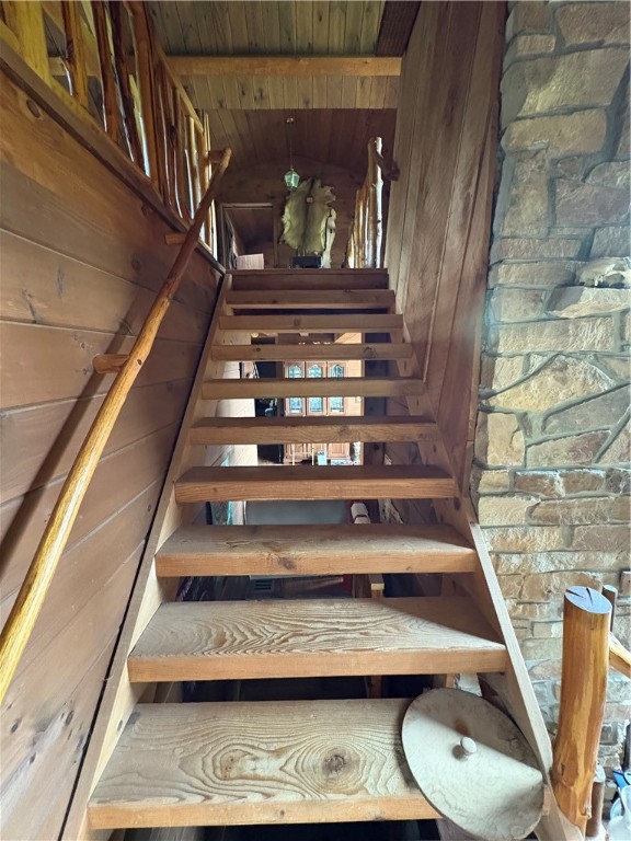 Washington Twp, Pennsylvania 15613, United States, 2 Bedrooms Bedrooms, ,2 BathroomsBathrooms,Residential,Pending,160617