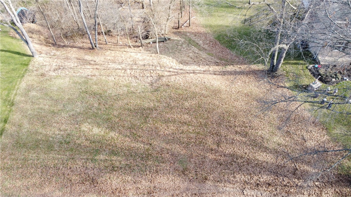 140 Lakeview Dr