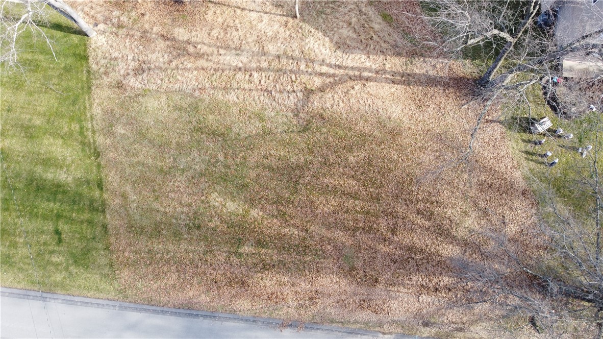140 Lakeview Dr
