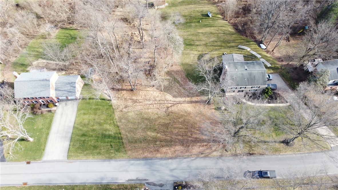 140 Lakeview Dr