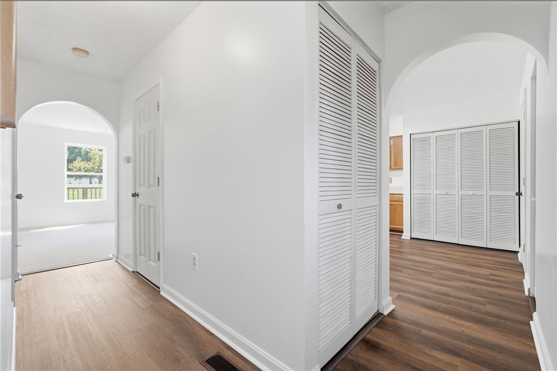 857 Sunset Cir