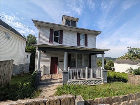 Homes For Sale - 929 Summit Avenue Ave<br/> Monessen, PA 15062