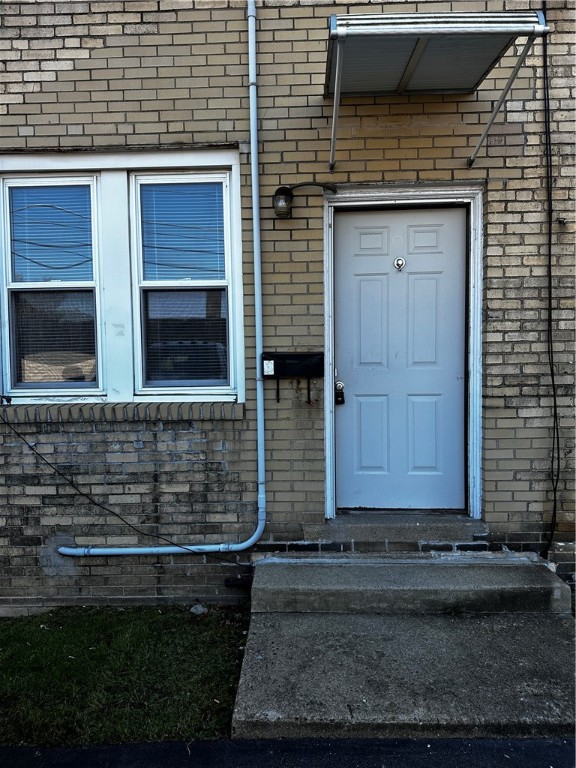 New Castle/1st, Pennsylvania 16101, United States, 1 Bedroom Bedrooms, ,1 BathroomBathrooms,Residential,Active,118839