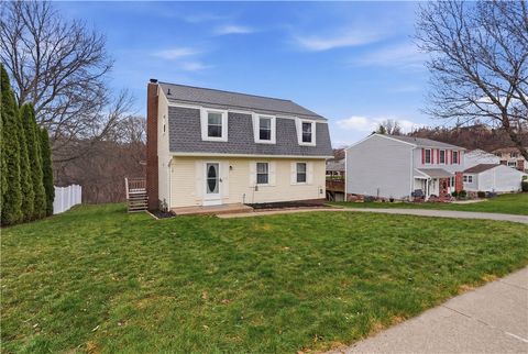 303 MacNab Dr Moon/Crescent Twp PA 15108
