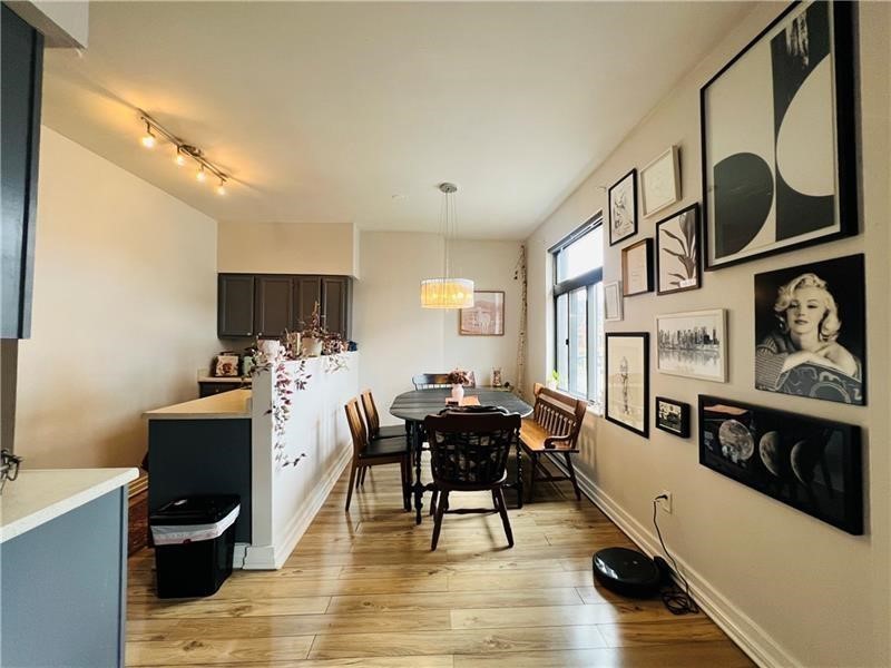 Friendship Park, Pennsylvania 15224, United States, 2 Bedrooms Bedrooms, ,1 BathroomBathrooms,Residential,Active,121790