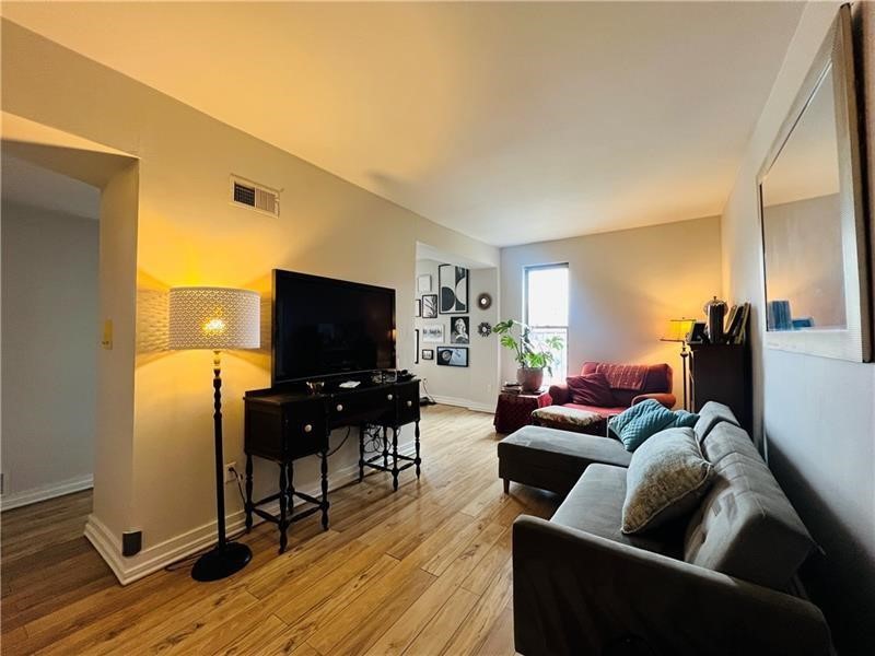 Friendship Park, Pennsylvania 15224, United States, 2 Bedrooms Bedrooms, ,1 BathroomBathrooms,Residential,Active,121790