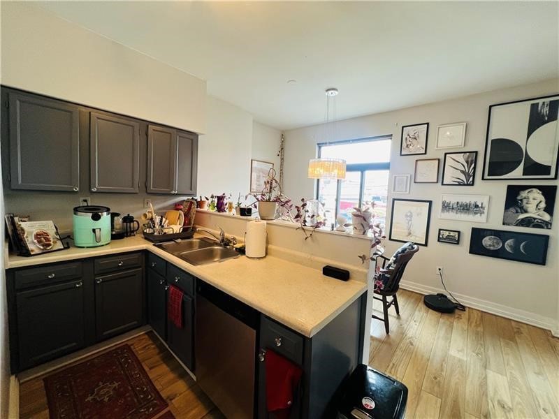 Friendship Park, Pennsylvania 15224, United States, 2 Bedrooms Bedrooms, ,1 BathroomBathrooms,Residential,Active,121790