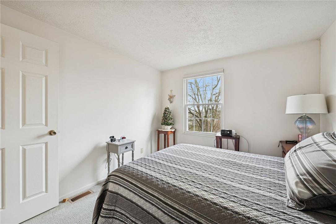 Castle Shannon, Pennsylvania 15234, United States, 3 Bedrooms Bedrooms, ,2 BathroomsBathrooms,Residential,Active,254275