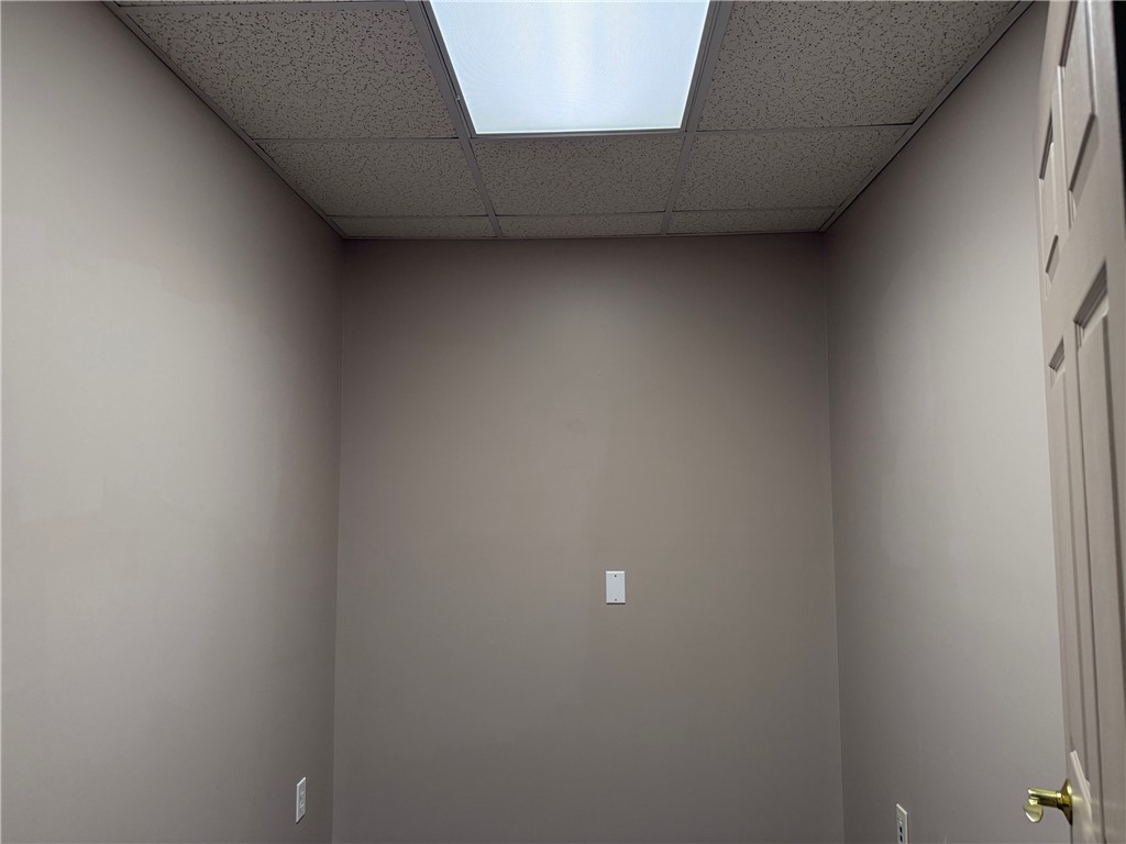 Lower Burrell, Pennsylvania 15068, United States, ,Residential,Active,213796