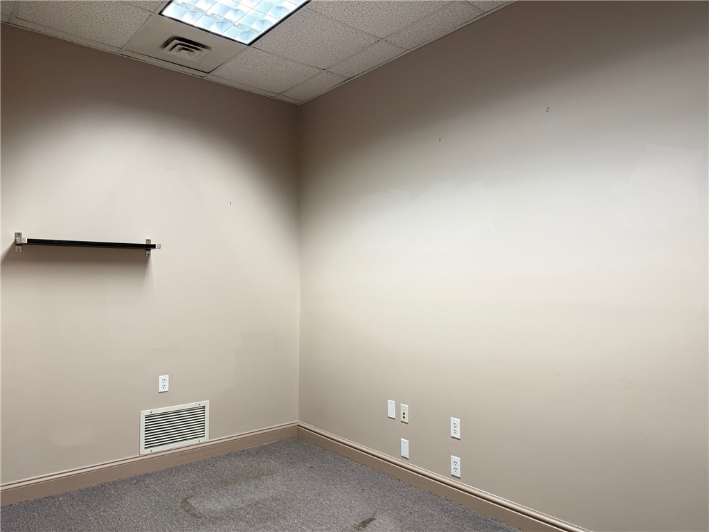 Lower Burrell, Pennsylvania 15068, United States, ,Residential,Active,213796