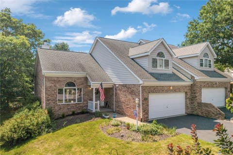 Photo of 251 Portman Ln, Bridgeville, PA 15017 (MLS # 1764276)