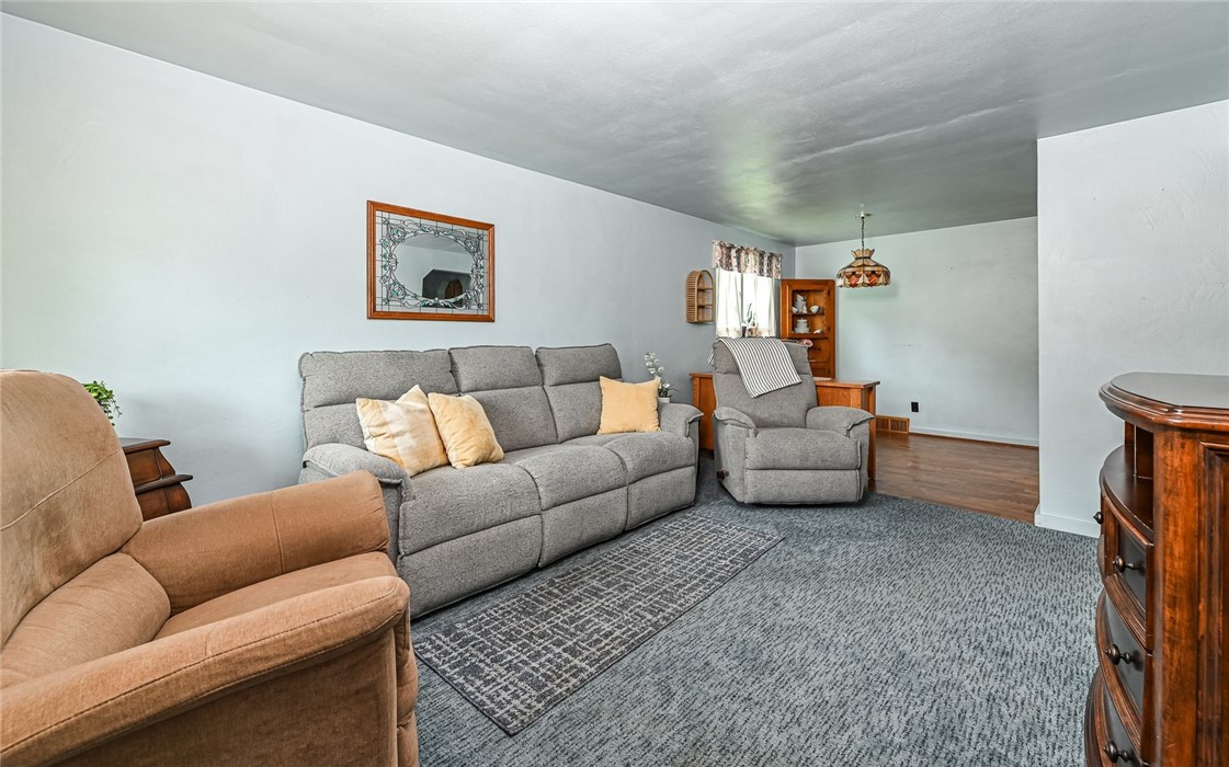 105 Hilltop Circle