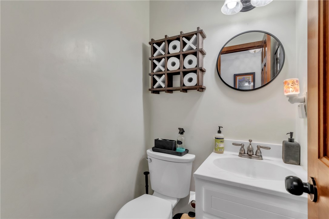 Center Twp - But, Pennsylvania 16001, United States, 4 Bedrooms Bedrooms, ,3 BathroomsBathrooms,Residential,Active,146589