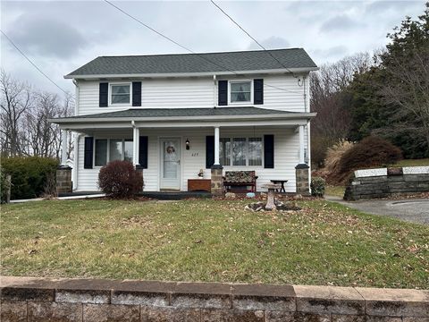 Photo of 629 S Summit St, Derry, PA 15627 (MLS # 1743075)