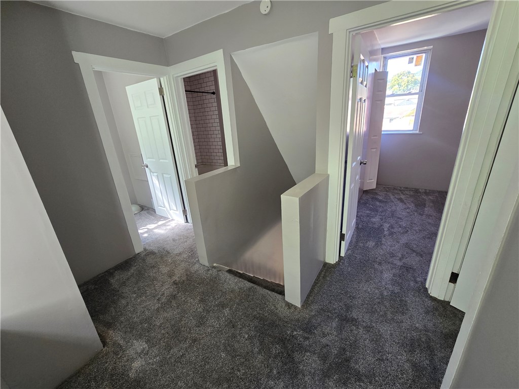 McKees Rocks, Pennsylvania 15136, United States, 2 Bedrooms Bedrooms, ,1 BathroomBathrooms,Residential,Active,228014