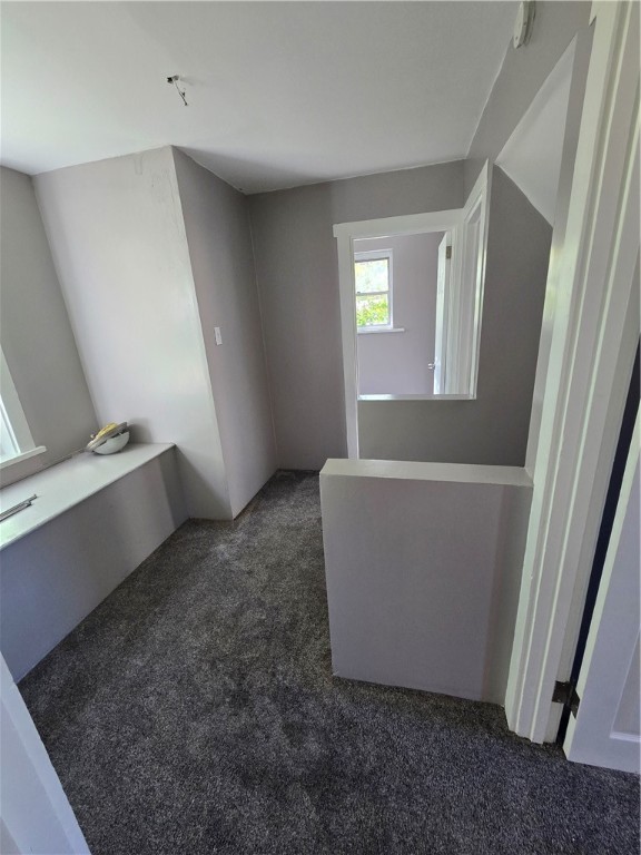 McKees Rocks, Pennsylvania 15136, United States, 2 Bedrooms Bedrooms, ,1 BathroomBathrooms,Residential,Active,228014