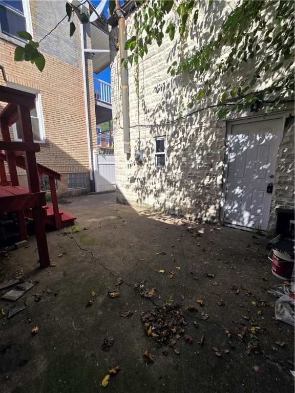 McKees Rocks, Pennsylvania 15136, United States, 2 Bedrooms Bedrooms, ,1 BathroomBathrooms,Residential,Active,228014