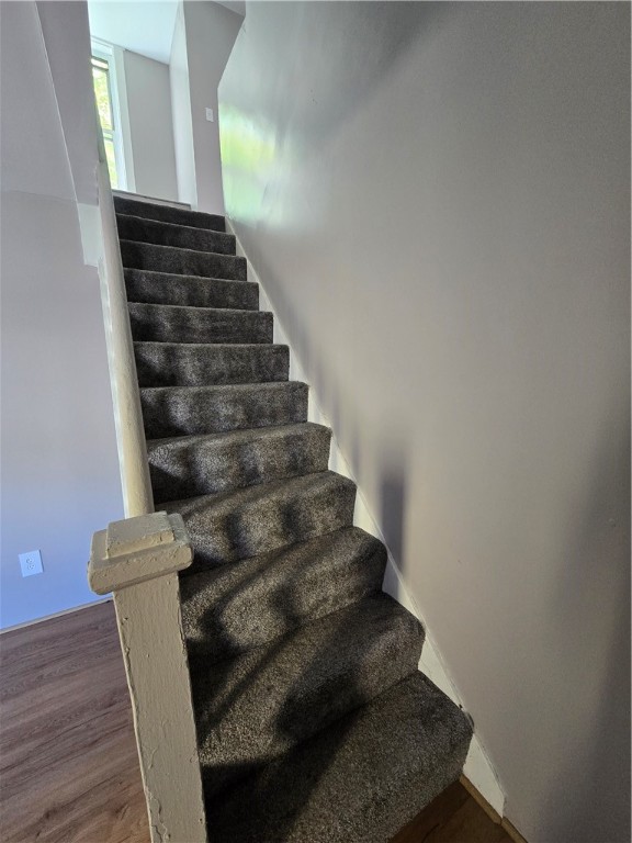 McKees Rocks, Pennsylvania 15136, United States, 2 Bedrooms Bedrooms, ,1 BathroomBathrooms,Residential,Active,228014