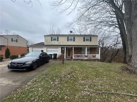 Townhouse For Sale - 3106 Julie Dr Dr<br/> South Park, PA 15129