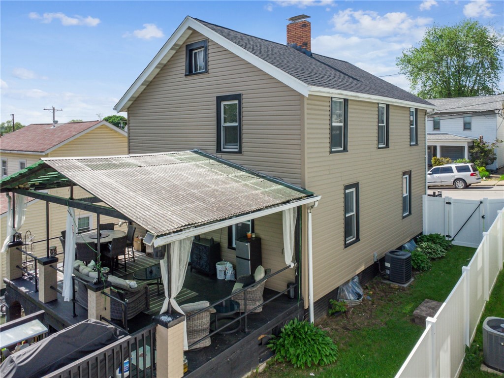 535 Adams St St, Rochester, Pennsylvania image 30