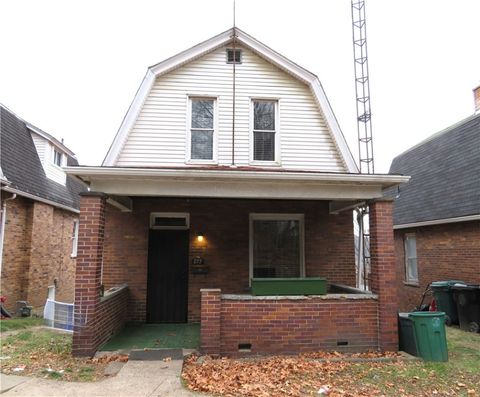 Photo of 277 Glenwood Dr, Ambridge, PA 15003 (MLS # 1733596)