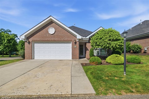 Photo for 401 River Glen Dr