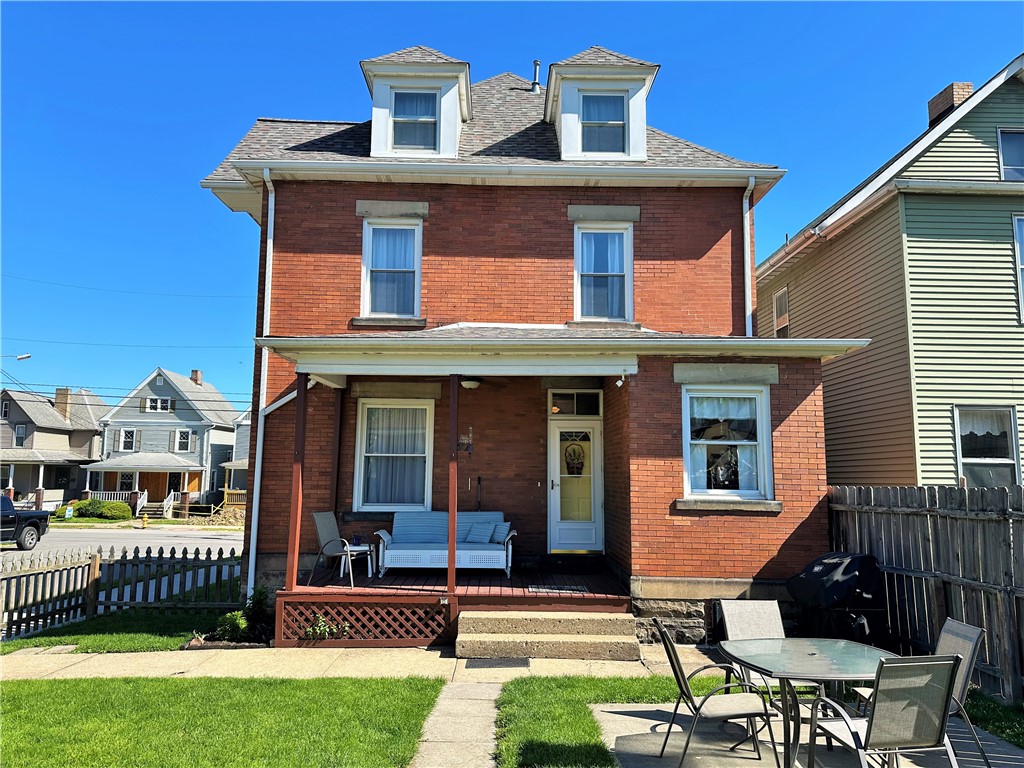 425 Wayne Ave