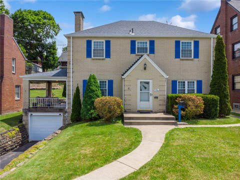 Homes For Sale - 206 Highland Ave Ave<br/> New Kensington, PA 15068