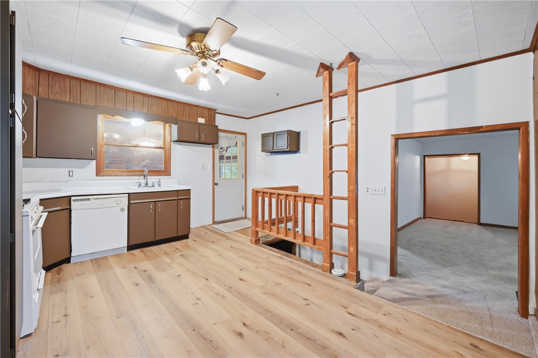 1 Walnut St