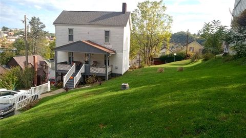 Photo of 201 Bernstein Ave, Canonsburg, PA 15317 (MLS # 1725442)
