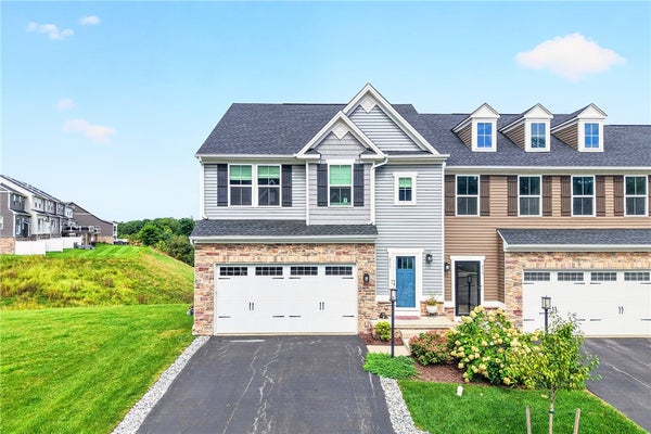 211 DANA DR, SEWICKLEY, PA 15143 - Image c05b2fa35693d3e1c8f56a556688bbc0/2870430258
